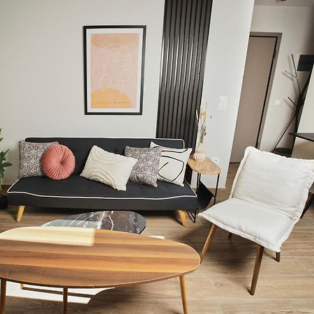 Dream Luxury Apartment In The City Center By Binobi! Солун Екстериор снимка